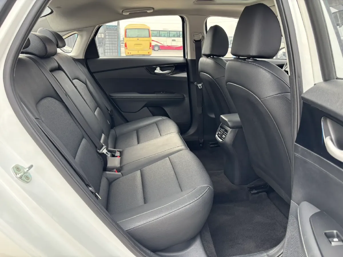 2021 Kia K3 1.5L 115HP L4 CVT,autocango,china used car exporter,china ev exporter,chinese used car exporter,chinese used ev exporter