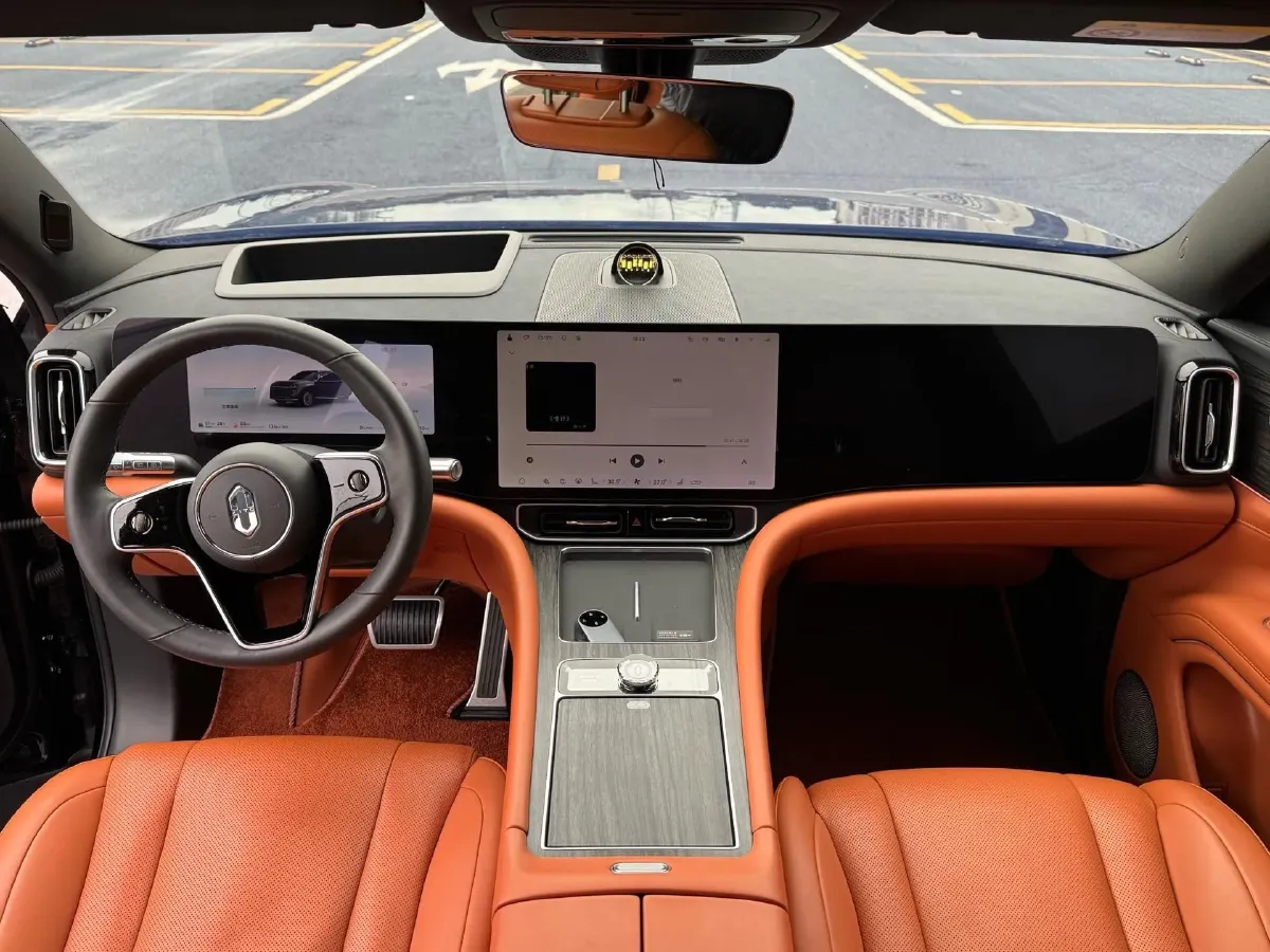 2024 AITO AITO M9 1.5T 152HP L4 REEV 42KWH,autocango,china used car exporter,china ev exporter,chinese used car exporter,chinese used ev exporter