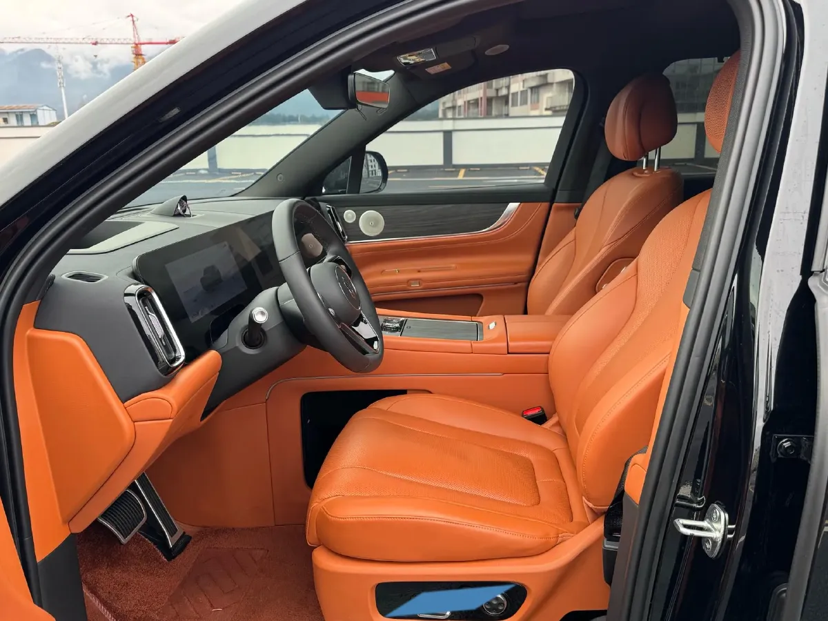 2024 AITO AITO M9 1.5T 152HP L4 REEV 42KWH,autocango,china used car exporter,china ev exporter,chinese used car exporter,chinese used ev exporter