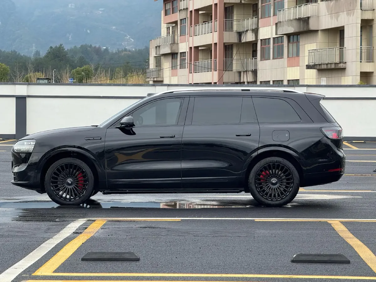 2024 AITO AITO M9 1.5T 152HP L4 REEV 42KWH,autocango,china used car exporter,china ev exporter,chinese used car exporter,chinese used ev exporter