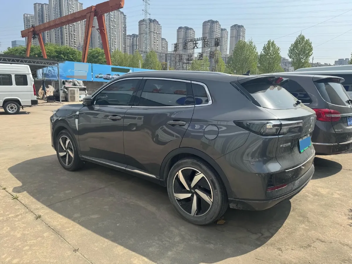 2023 ChangAn QiYuan Q05 Classic 1.5L 110HP L4 E-CVT PHEV 18.99KWH,autocango,china used car exporter,china ev exporter,chinese used car exporter,chinese used ev exporter
