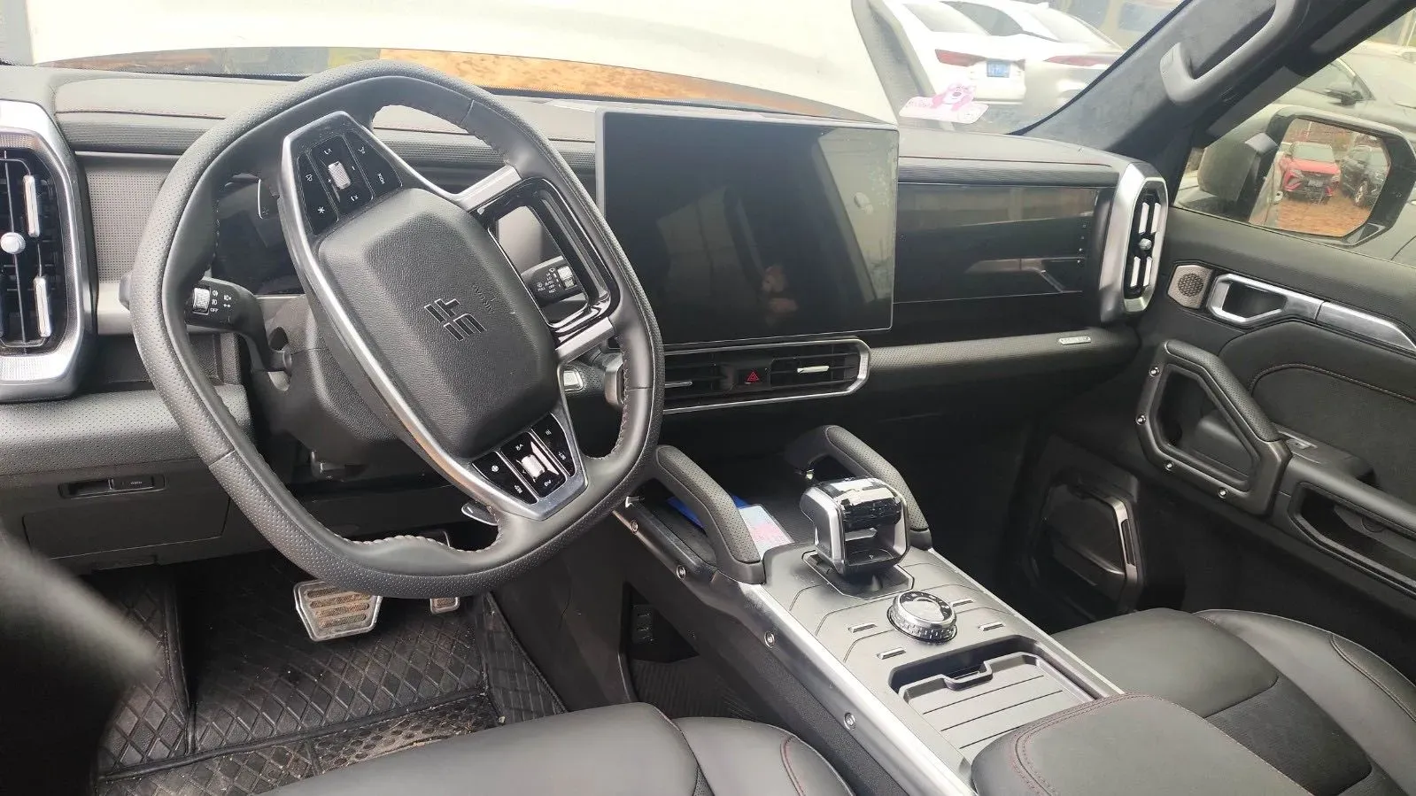 2023 Jetour Traveller 2.0T 254HP L4 7DCT,autocango,china used car exporter,china ev exporter,chinese used car exporter,chinese used ev exporter