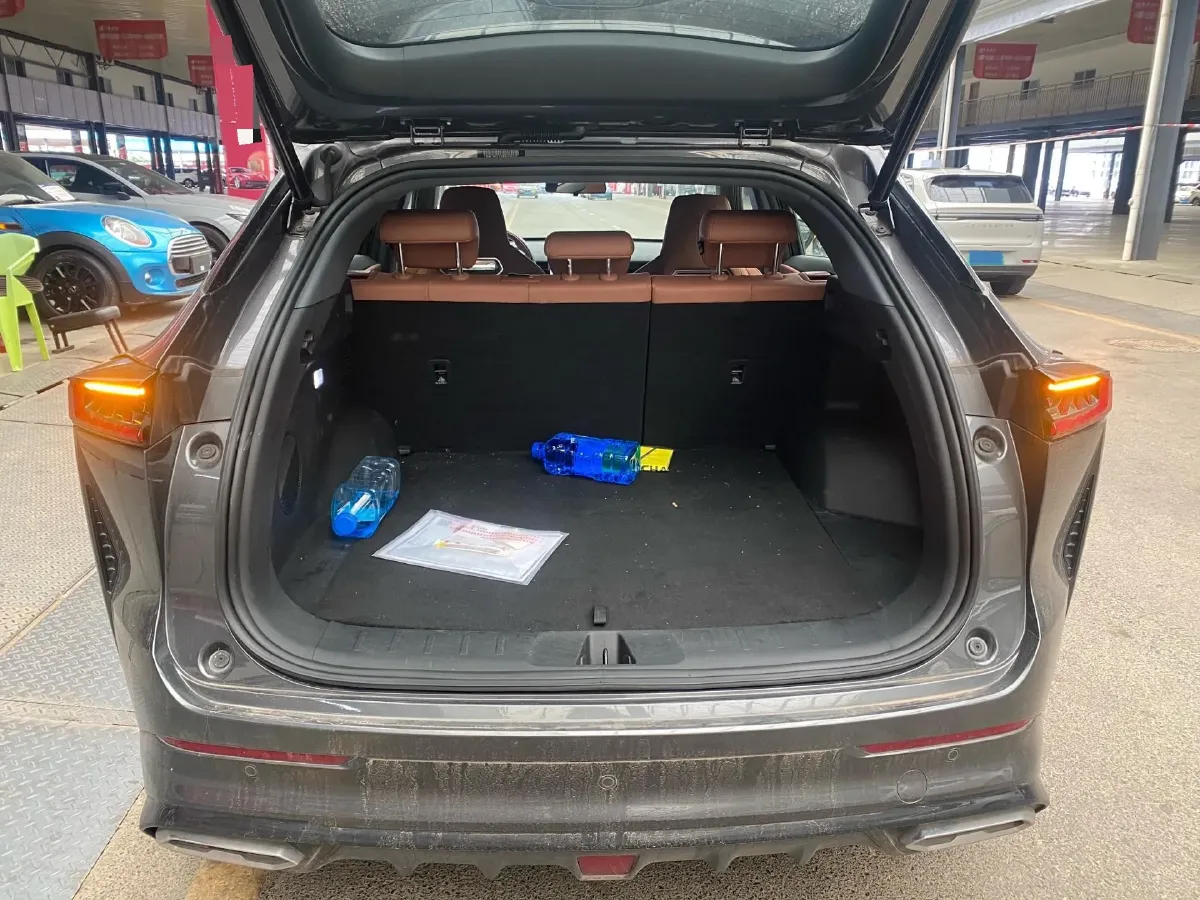 2024 ChangAn UNI-Z 1.5L 98HP L4 E-CVT PHEV 18.4KWH,autocango,china used car exporter,china ev exporter,chinese used car exporter,chinese used ev exporter