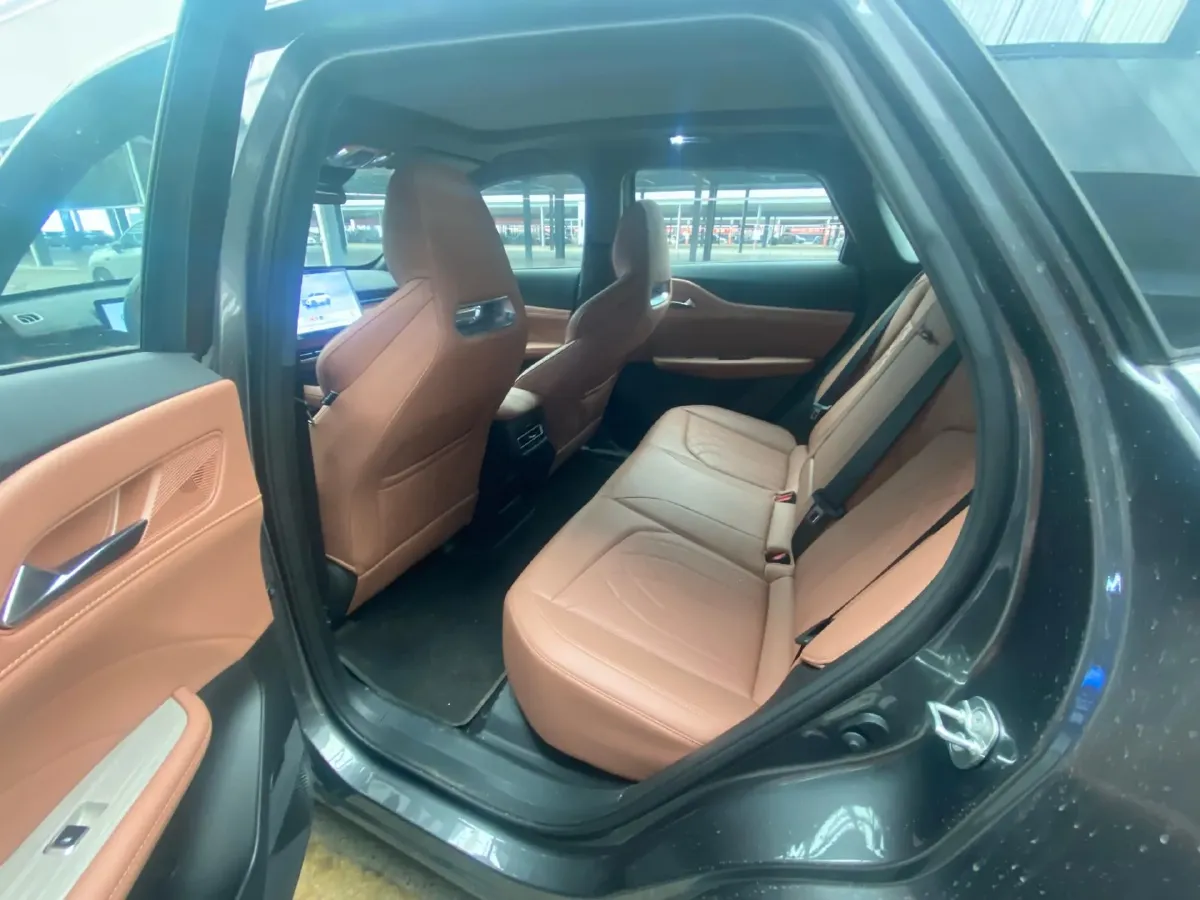 2024 ChangAn UNI-Z 1.5L 98HP L4 E-CVT PHEV 18.4KWH,autocango,china used car exporter,china ev exporter,chinese used car exporter,chinese used ev exporter