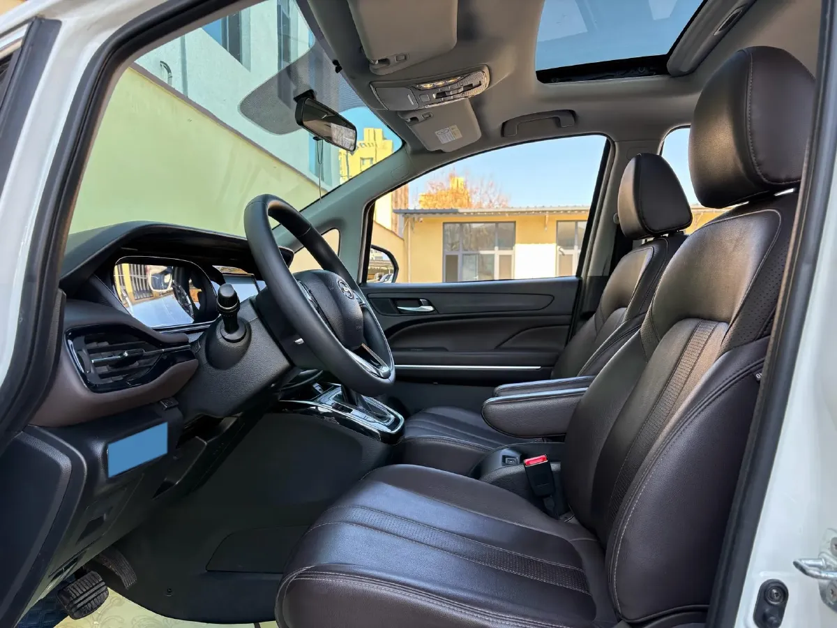 2021 GAC Trumpchi M6 1.5T 169HP L4 7DCT,autocango,china used car exporter,china ev exporter,chinese used car exporter,chinese used ev exporter