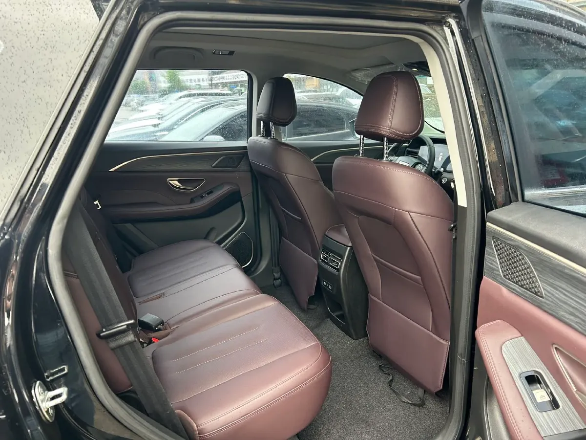 2024 Jetour X90 Plus 1.6T 197HP L4 7DCT,autocango,china used car exporter,china ev exporter,chinese used car exporter,chinese used ev exporter