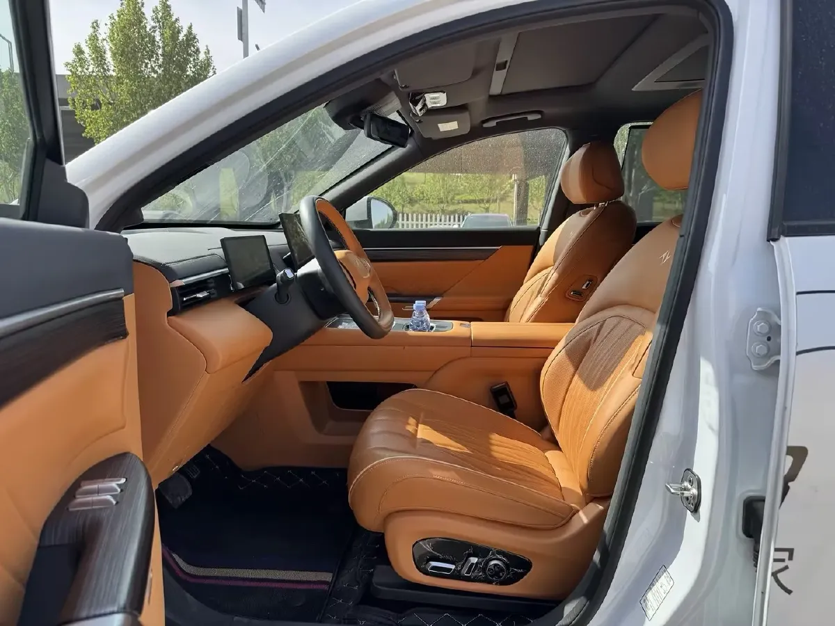 2025 DongFeng eπ eπ008 1.5T 147HP L4 REEV 34.32KWH,autocango,china used car exporter,china ev exporter,chinese used car exporter,chinese used ev exporter