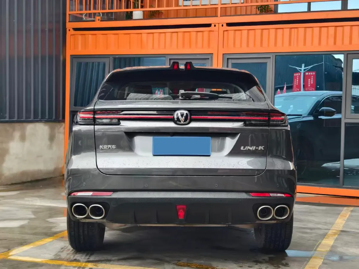 2024 ChangAn UNI-K 2.0T 233HP L4 8AT,autocango,china used car exporter,china ev exporter,chinese used car exporter,chinese used ev exporter