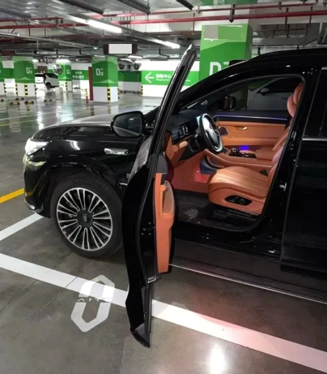 2024 AITO AITO M7 1.5T 152HP L4 REEV 42KWH,autocango,china used car exporter,china ev exporter,chinese used car exporter,chinese used ev exporter