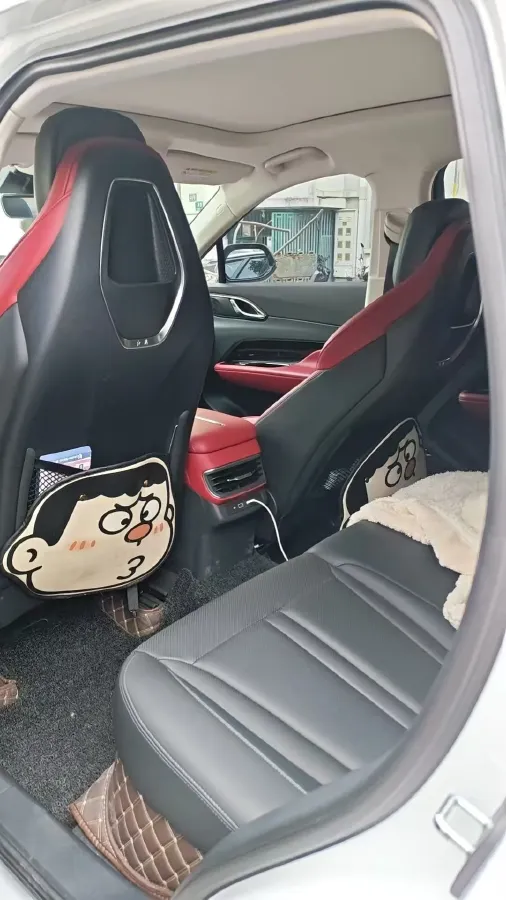 2023 HongQi HS3 1.5T 169HP L4 7DCT,autocango,china used car exporter,china ev exporter,chinese used car exporter,chinese used ev exporter