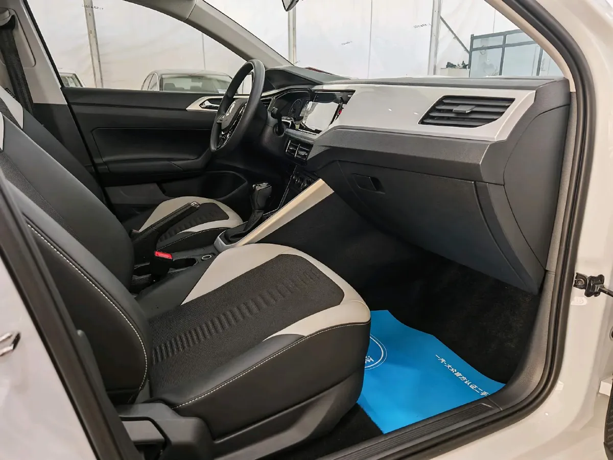 2021 Haval H6 1.5T 169HP L4 7DCT,autocango,china used car exporter,china ev exporter,chinese used car exporter,chinese used ev exporter