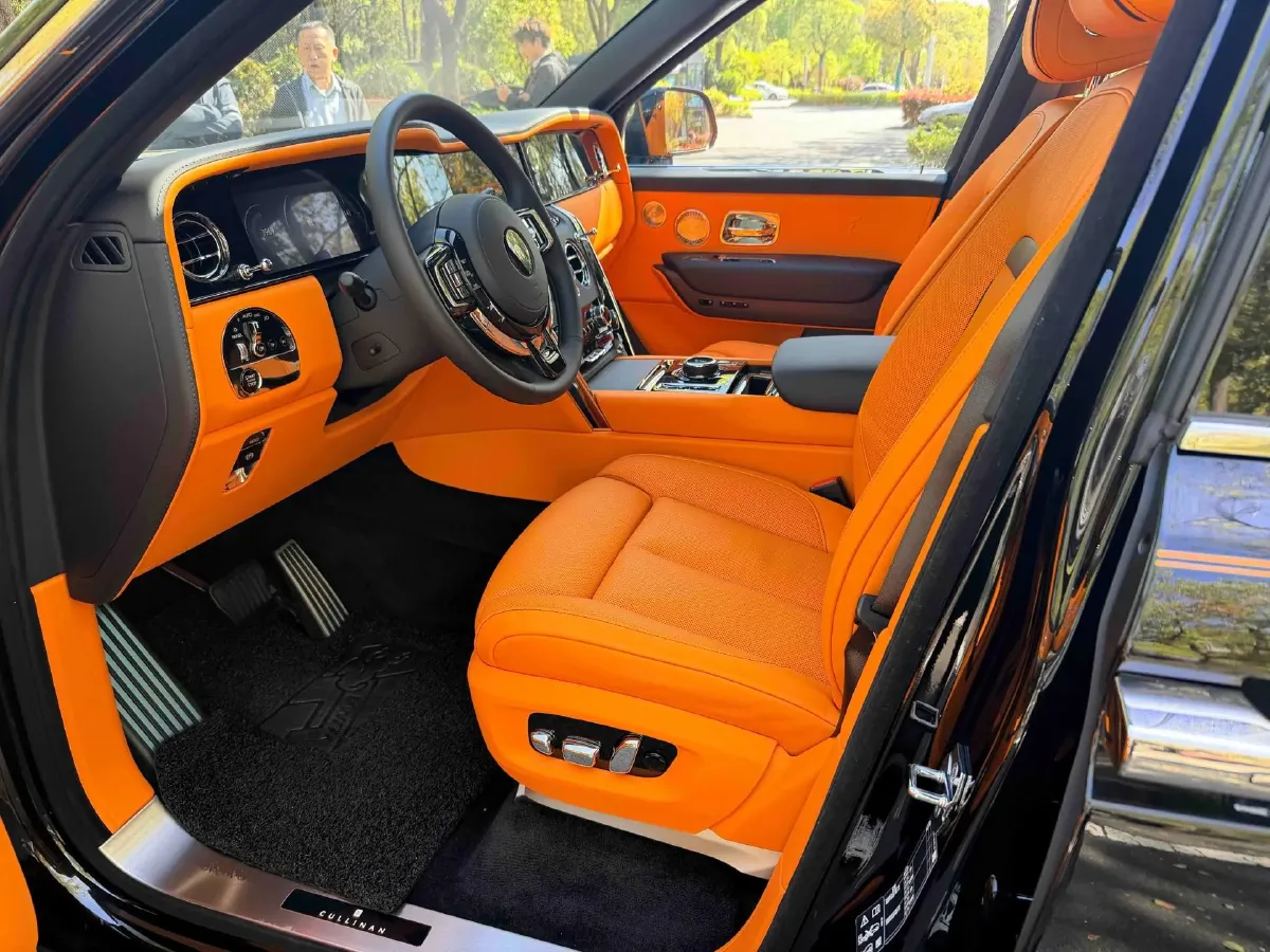 2024 Rolls-Royce Cullinan 6.7T 571HP V12 8AT,autocango,china used car exporter,china ev exporter,chinese used car exporter,chinese used ev exporter