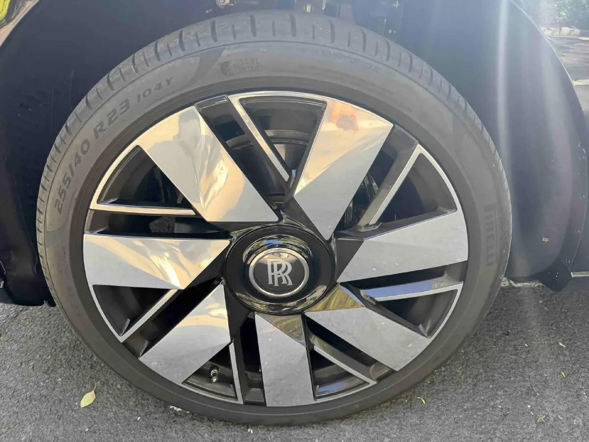 2024 Rolls-Royce Cullinan 6.7T 571HP V12 8AT,autocango,china used car exporter,china ev exporter,chinese used car exporter,chinese used ev exporter