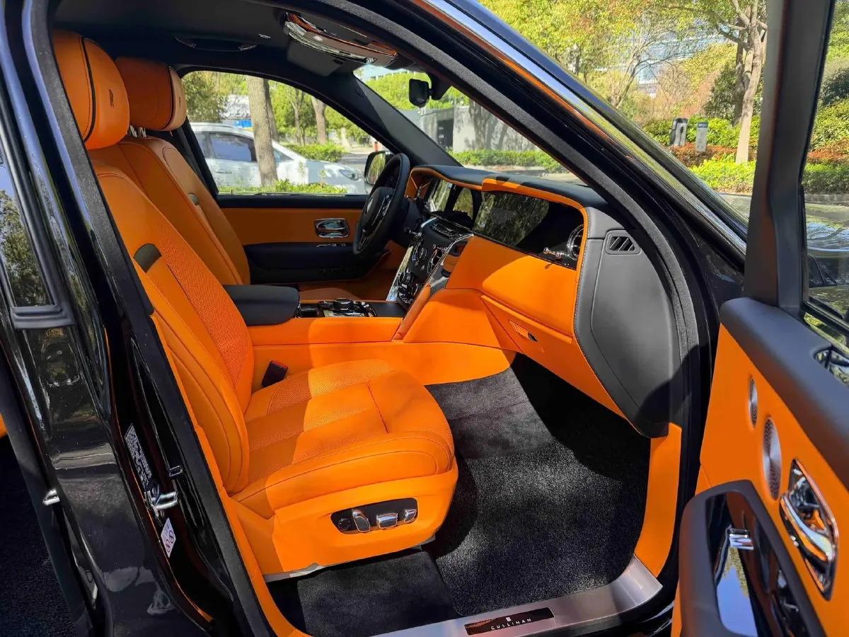 2024 Rolls-Royce Cullinan 6.7T 571HP V12 8AT,autocango,china used car exporter,china ev exporter,chinese used car exporter,chinese used ev exporter
