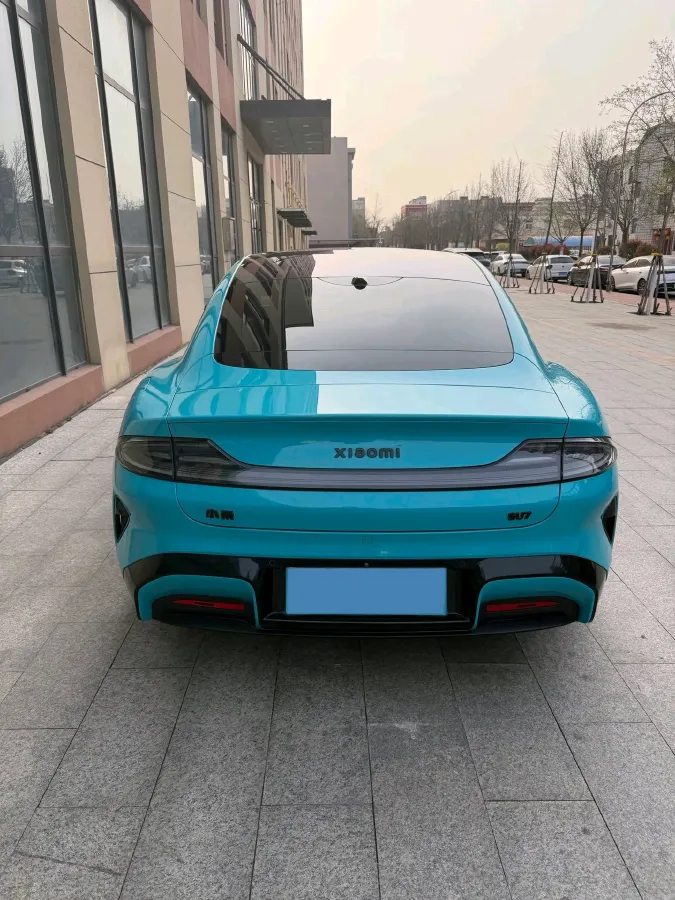 2024 MI SU7 BEV 73.6KWH,autocango,china used car exporter,china ev exporter,chinese used car exporter,chinese used ev exporter