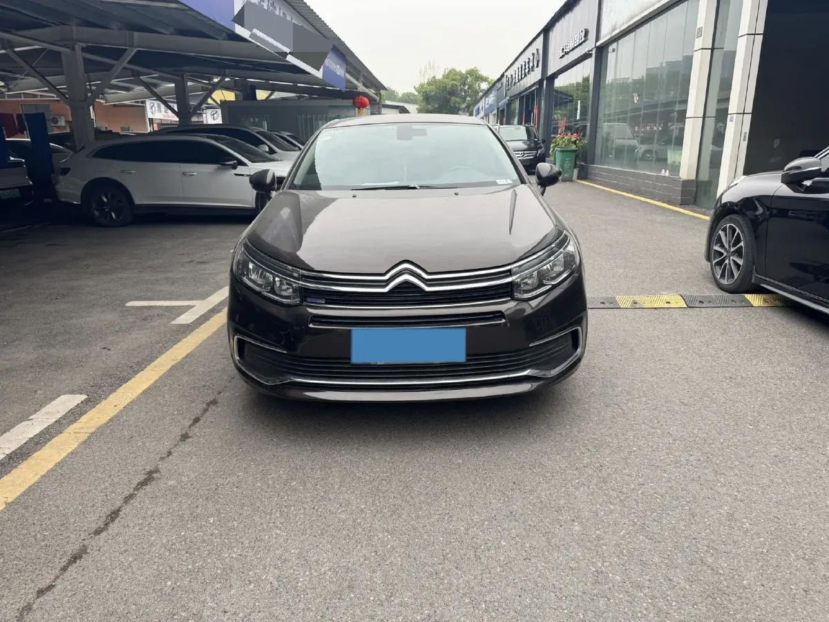2017 Citroen C5 1.6T 167HP L4 6AT,autocango,china used car exporter,china ev exporter,chinese used car exporter,chinese used ev exporter