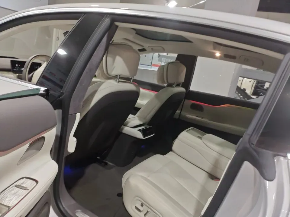 2024 NIO ET7 BEV 75KWH,autocango,china used car exporter,china ev exporter,chinese used car exporter,chinese used ev exporter