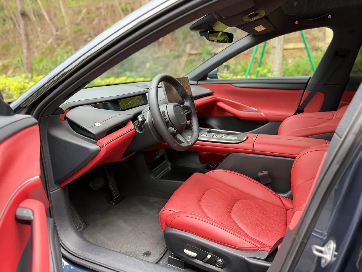 2024 MI SU7 BEV 73.6KWH,autocango,china used car exporter,china ev exporter,chinese used car exporter,chinese used ev exporter