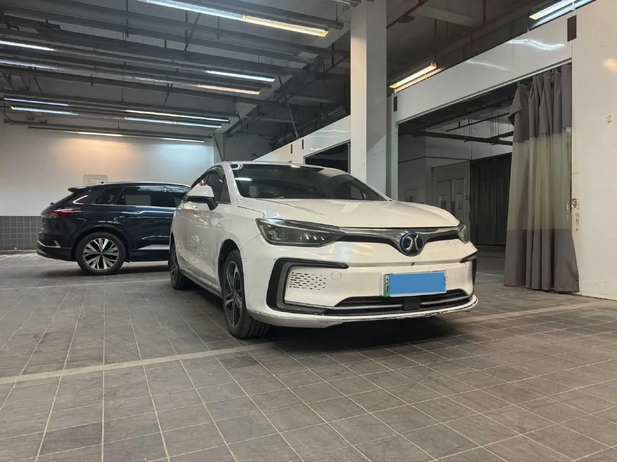 2018 BeiJing Auto EU5 BEV 53.66KWH,autocango,china used car exporter,china ev exporter,chinese used car exporter,chinese used ev exporter