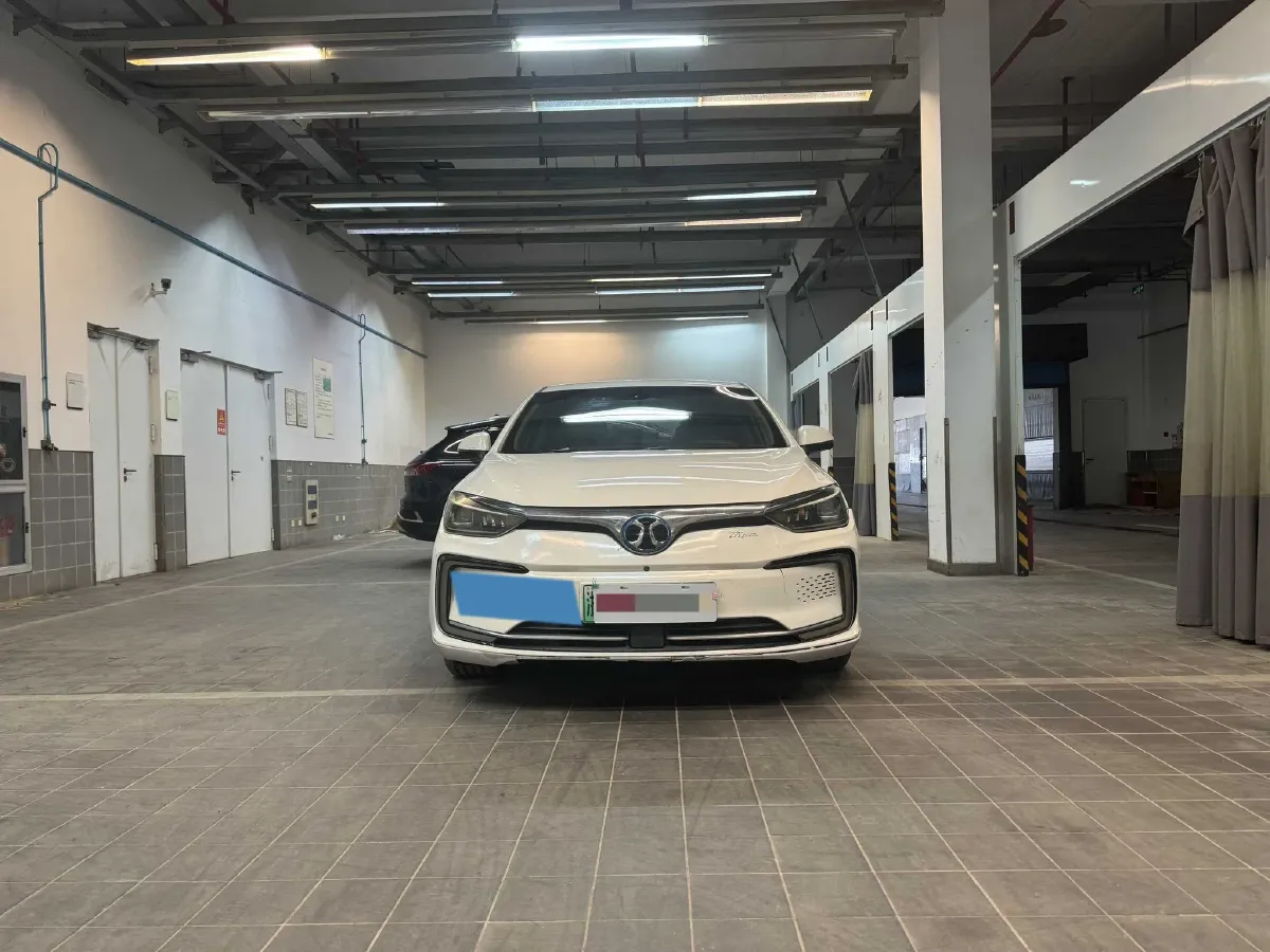 2018 BeiJing Auto EU5 BEV 53.66KWH,autocango,china used car exporter,china ev exporter,chinese used car exporter,chinese used ev exporter