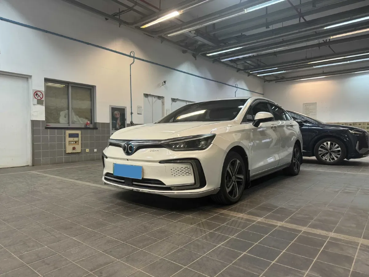 2018 BeiJing Auto EU5 BEV 53.66KWH,autocango,china used car exporter,china ev exporter,chinese used car exporter,chinese used ev exporter