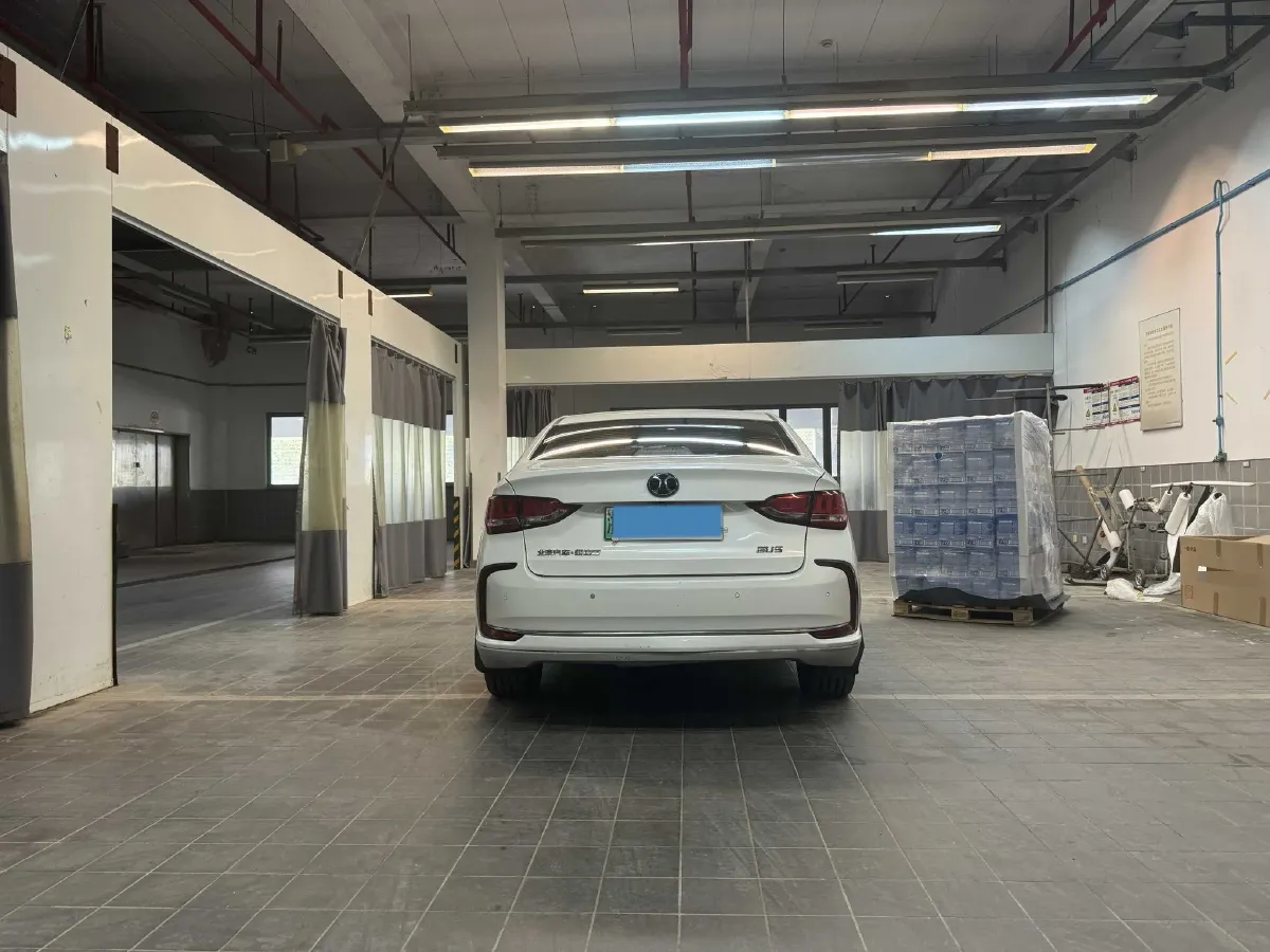 2018 BeiJing Auto EU5 BEV 53.66KWH,autocango,china used car exporter,china ev exporter,chinese used car exporter,chinese used ev exporter