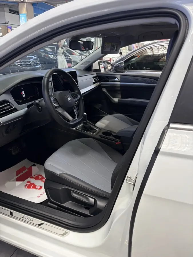 2024 Volkswagen Lavida 1.5L 110HP L4 6AT,autocango,china used car exporter,china ev exporter,chinese used car exporter,chinese used ev exporter