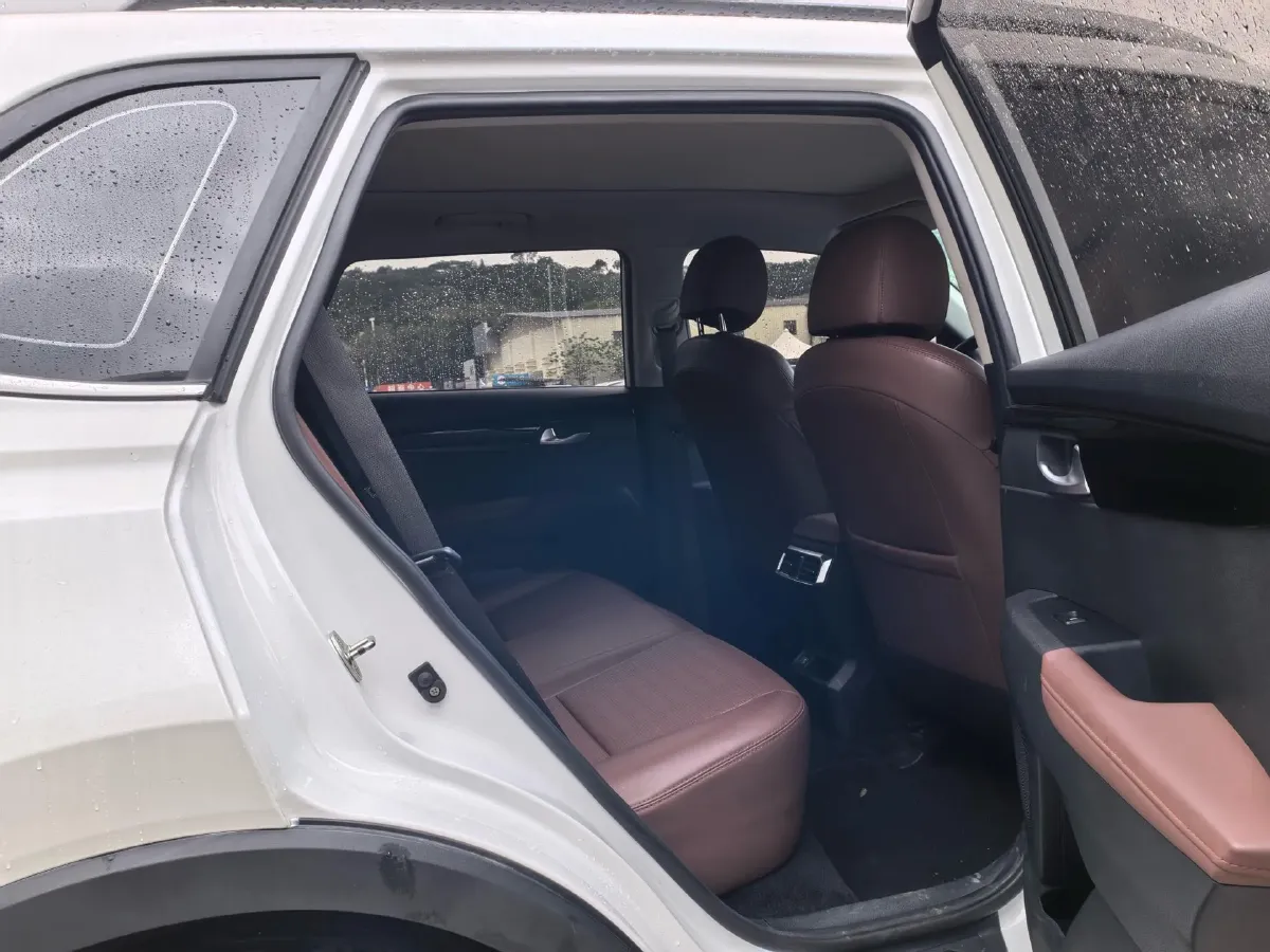 2021 Kia Sportage R 2.0L 161HP L4 6AT,autocango,china used car exporter,china ev exporter,chinese used car exporter,chinese used ev exporter