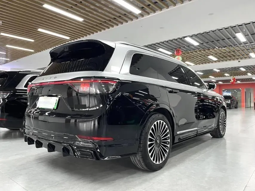 2025 AITO AITO M9 REEV 160HP REEV 52KWH,autocango,china used car exporter,china ev exporter,chinese used car exporter,chinese used ev exporter