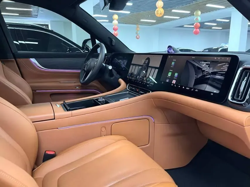 2025 AITO AITO M9 REEV 160HP REEV 52KWH,autocango,china used car exporter,china ev exporter,chinese used car exporter,chinese used ev exporter