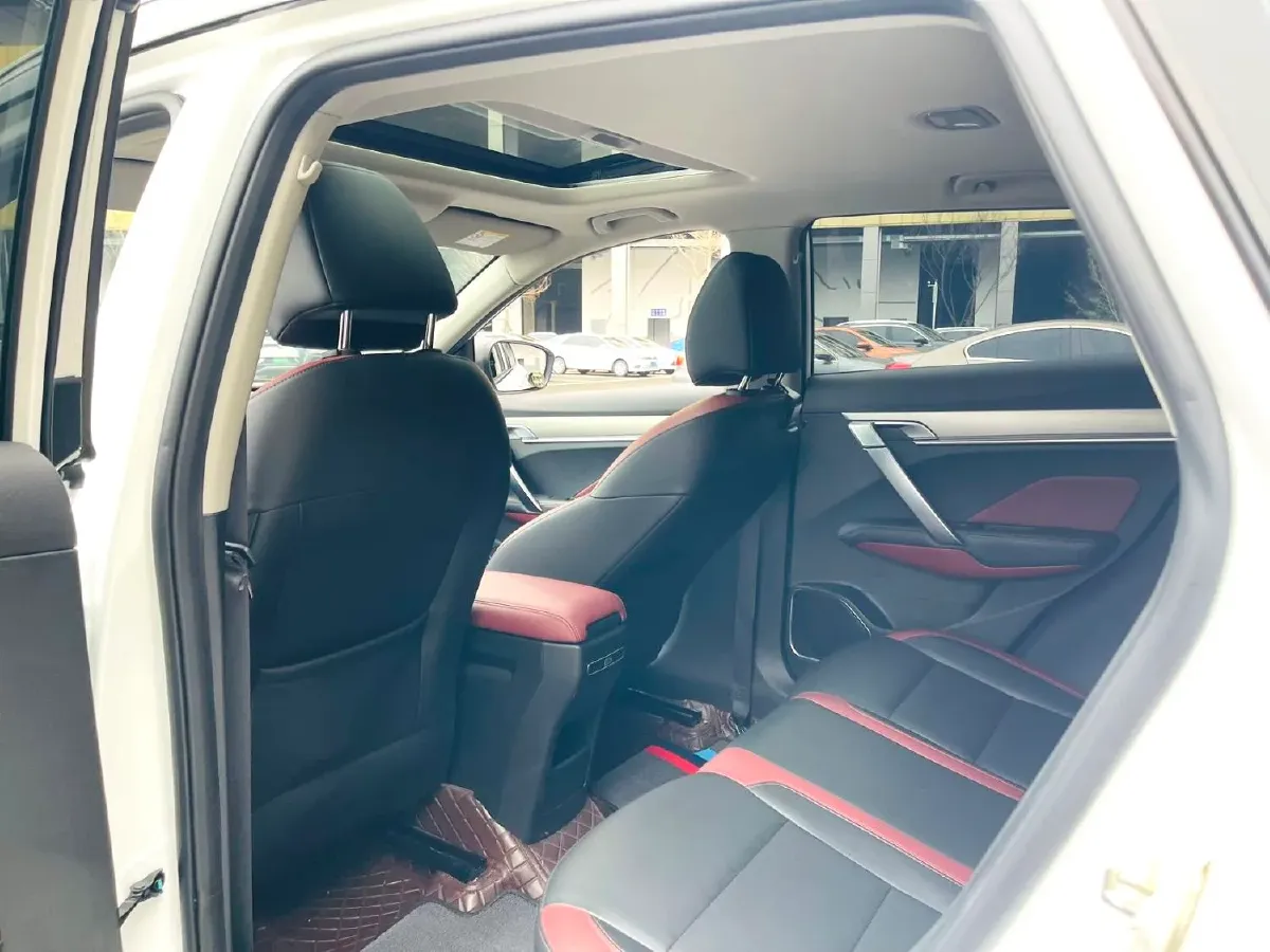 2021 Geely Coolray 1.4T 141HP L4 6DCT,autocango,china used car exporter,china ev exporter,chinese used car exporter,chinese used ev exporter