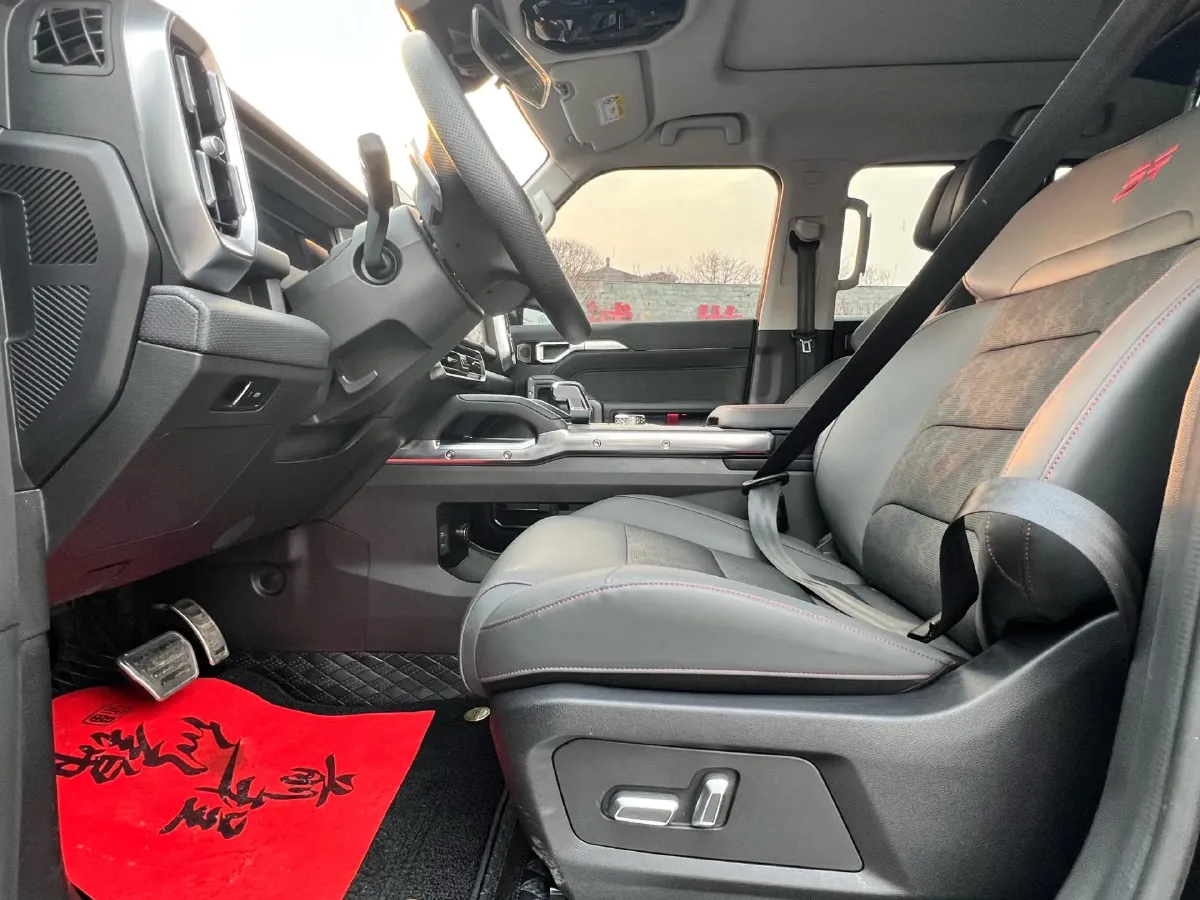 2024 Jetour Traveller 2.0T 254HP L4 7DCT,autocango,china used car exporter,china ev exporter,chinese used car exporter,chinese used ev exporter