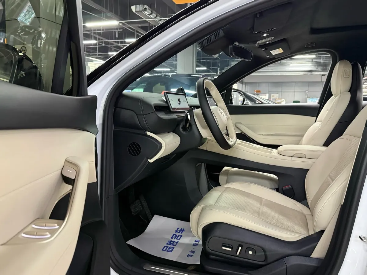 2024 NIO ES6 BEV 75KWH,autocango,china used car exporter,china ev exporter,chinese used car exporter,chinese used ev exporter