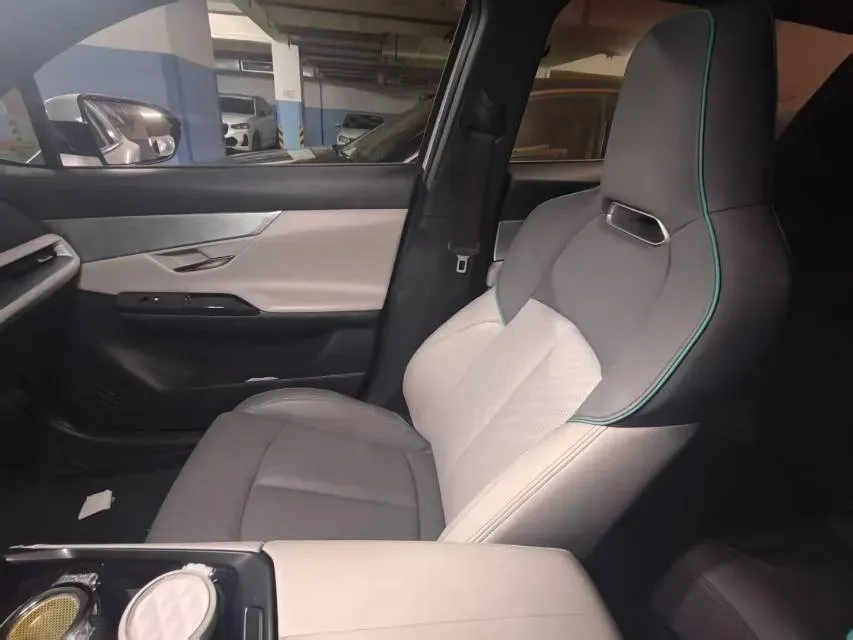 2023 ChangAn UNI-T 1.5T 188HP L4 7DCT,autocango,china used car exporter,china ev exporter,chinese used car exporter,chinese used ev exporter