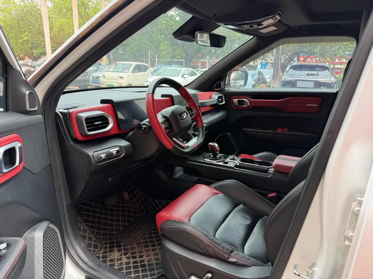 2020 Geely ICON 1.5T 177HP L3 7DCT,autocango,china used car exporter,china ev exporter,chinese used car exporter,chinese used ev exporter