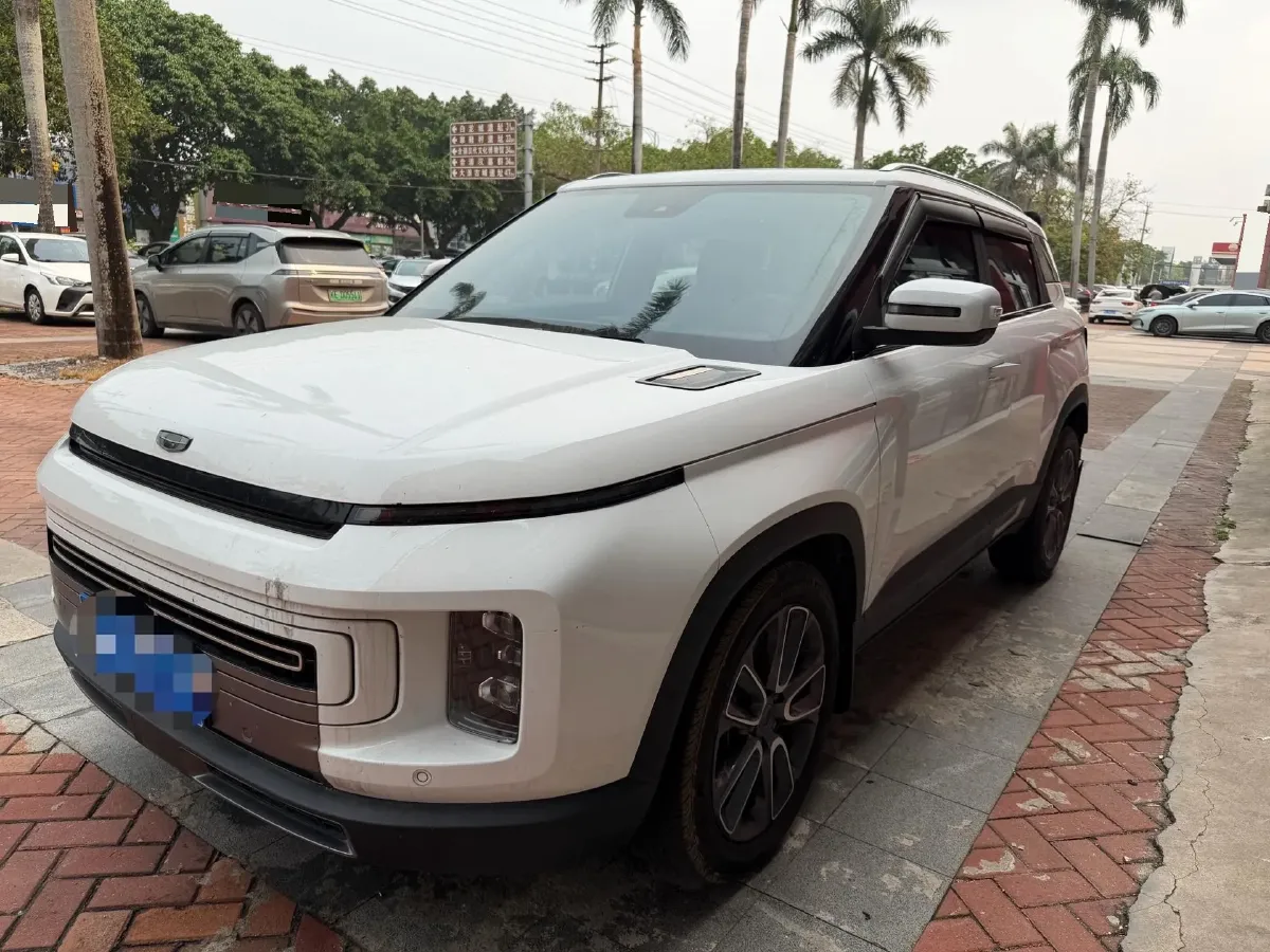 2020 Geely ICON 1.5T 177HP L3 7DCT,autocango,china used car exporter,china ev exporter,chinese used car exporter,chinese used ev exporter