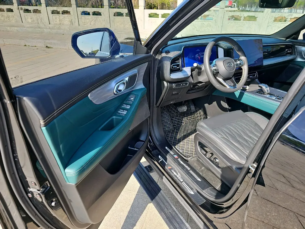 2022 GAC Trumpchi GS8 2.0T 252HP L4 8AT,autocango,china used car exporter,china ev exporter,chinese used car exporter,chinese used ev exporter