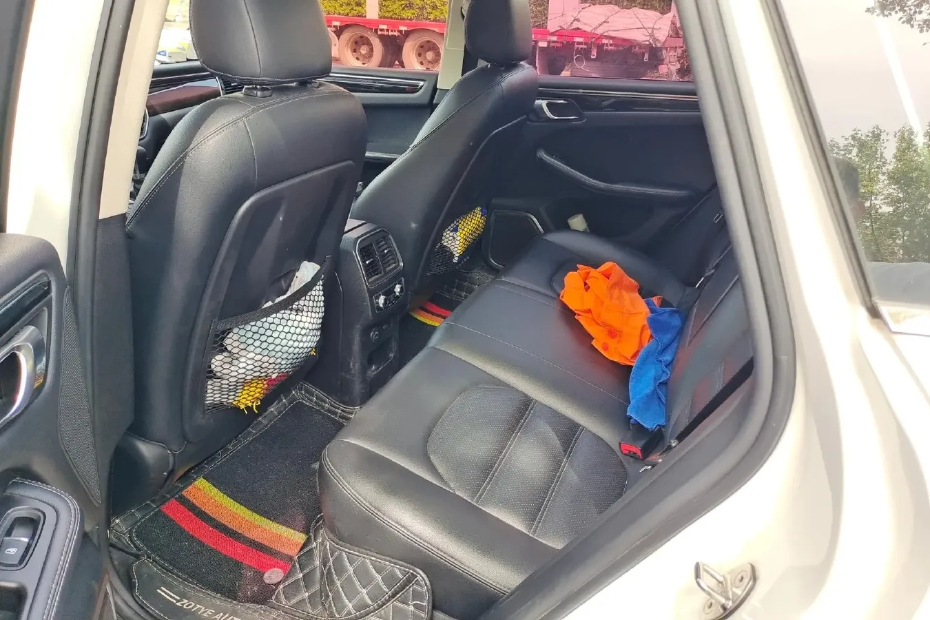 2017 Zotye SR9 2.0T 190HP L4 6DCT,autocango,china used car exporter,china ev exporter,chinese used car exporter,chinese used ev exporter