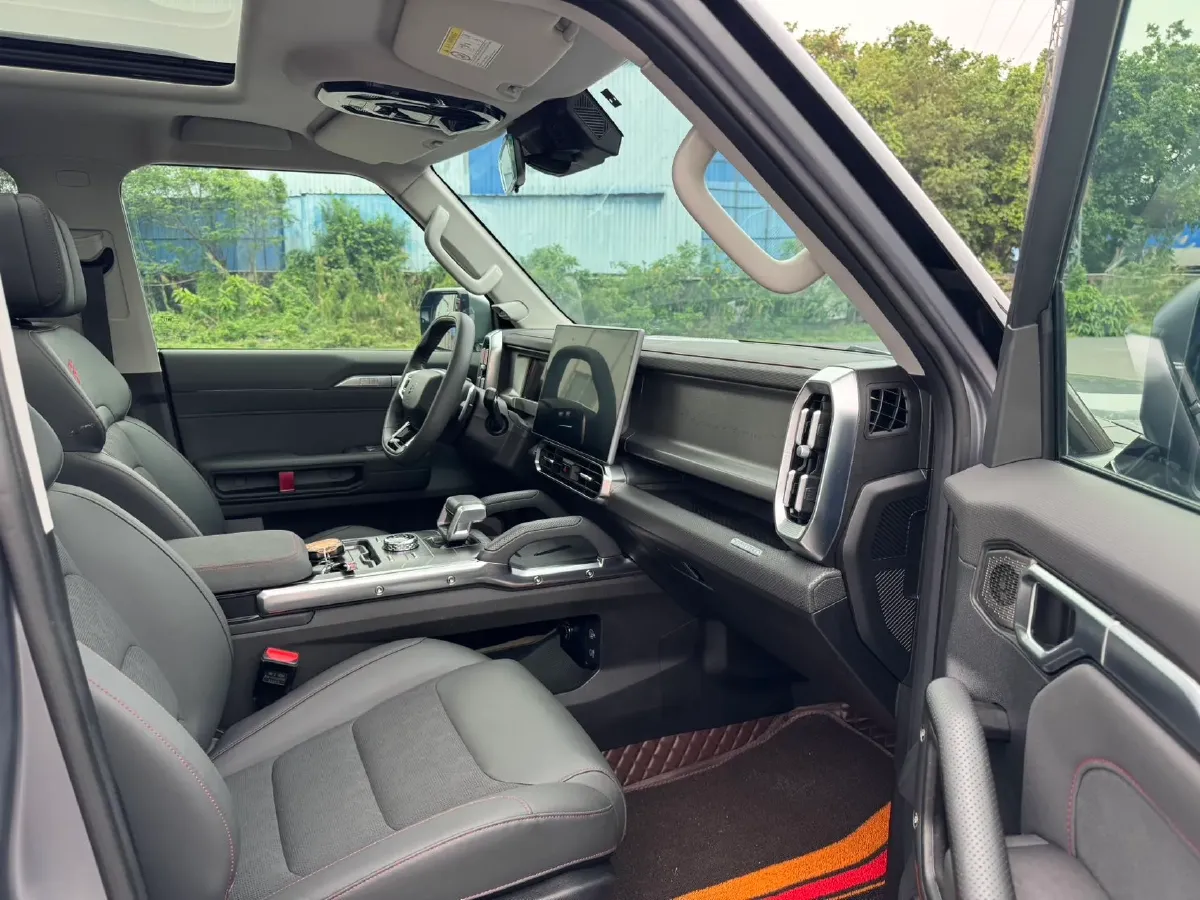 2023 Jetour Traveller 2.0T 254HP L4 7DCT,autocango,china used car exporter,china ev exporter,chinese used car exporter,chinese used ev exporter