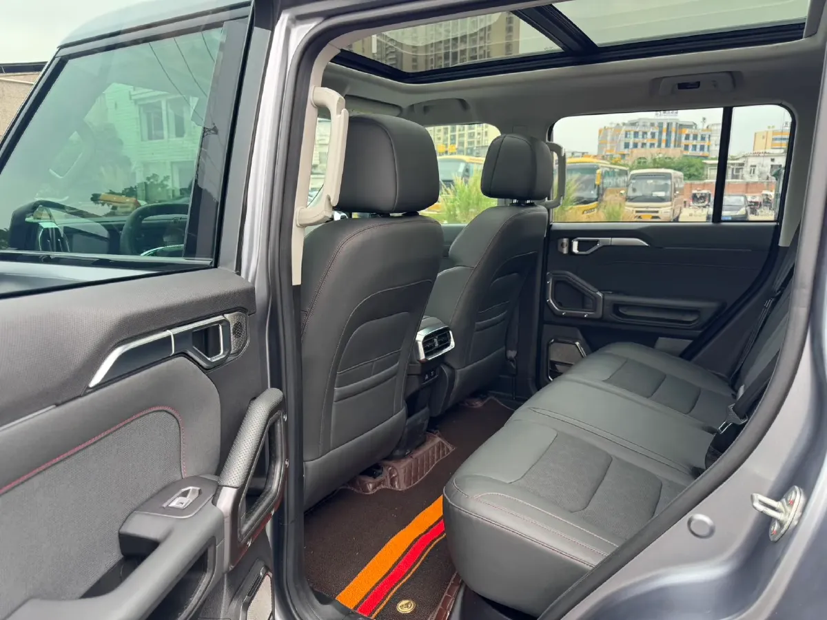 2023 Jetour Traveller 2.0T 254HP L4 7DCT,autocango,china used car exporter,china ev exporter,chinese used car exporter,chinese used ev exporter