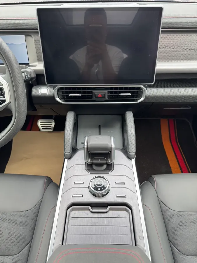 2023 Jetour Traveller 2.0T 254HP L4 7DCT,autocango,china used car exporter,china ev exporter,chinese used car exporter,chinese used ev exporter