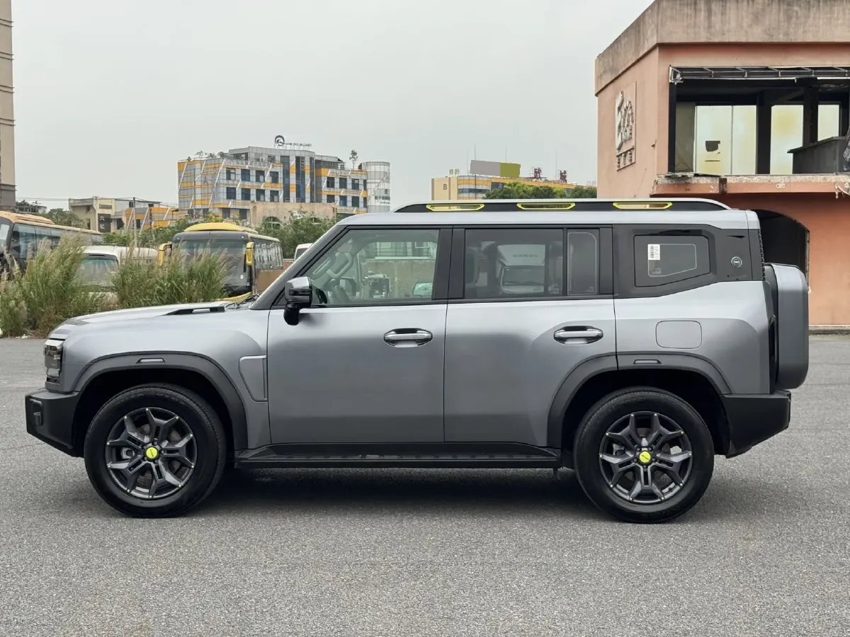 2023 Jetour Traveller 2.0T 254HP L4 7DCT,autocango,china used car exporter,china ev exporter,chinese used car exporter,chinese used ev exporter