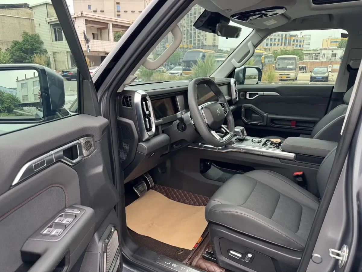 2023 Jetour Traveller 2.0T 254HP L4 7DCT,autocango,china used car exporter,china ev exporter,chinese used car exporter,chinese used ev exporter