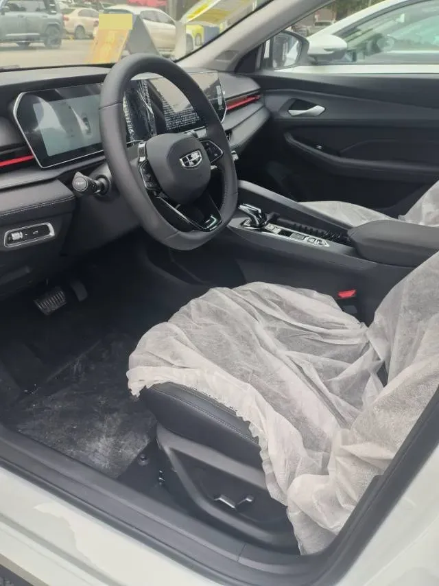 2024 Geely Binray 1.5T 181HP L4 7DCT,autocango,china used car exporter,china ev exporter,chinese used car exporter,chinese used ev exporter