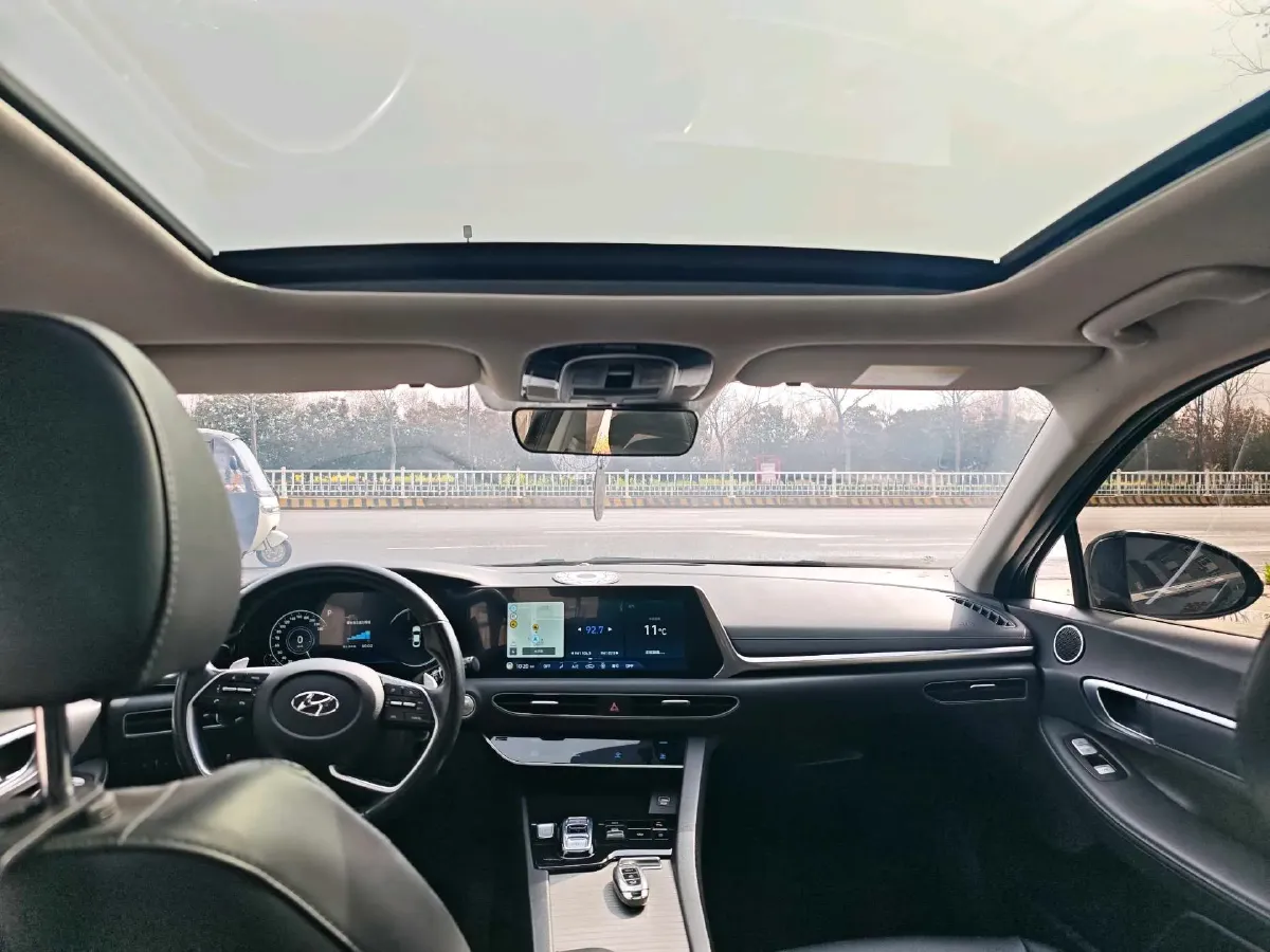 2020 Hyundai Sonata 1.5T 170HP L4 7DCT,autocango,china used car exporter,china ev exporter,chinese used car exporter,chinese used ev exporter