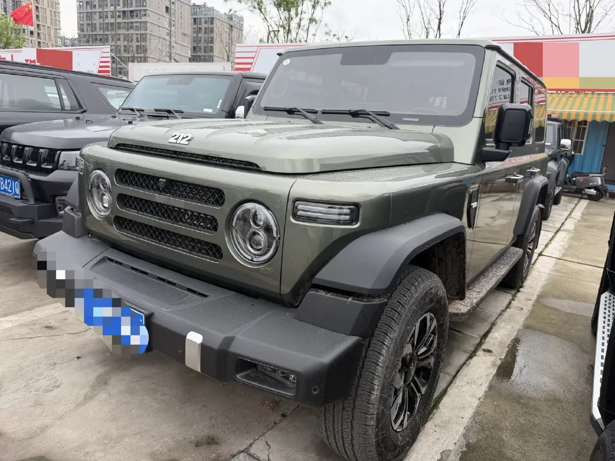 2025 212 212 T01 2.0T 170HP L4 8AT,autocango,china used car exporter,china ev exporter,chinese used car exporter,chinese used ev exporter