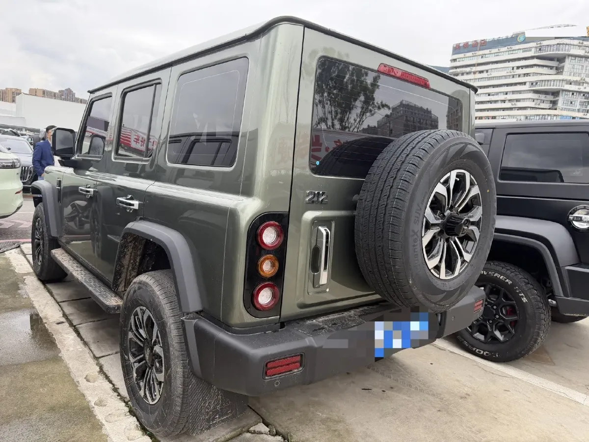 2025 212 212 T01 2.0T 170HP L4 8AT,autocango,china used car exporter,china ev exporter,chinese used car exporter,chinese used ev exporter