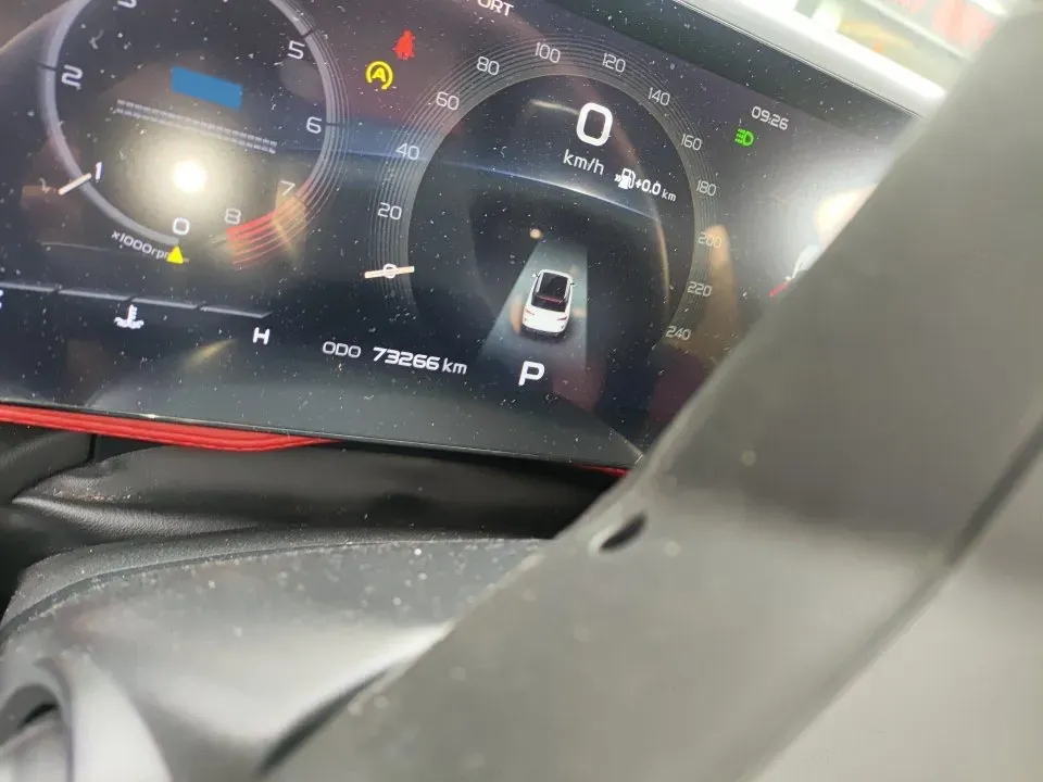 2020 Geely ICON 1.5T 177HP L3 7DCT,autocango,china used car exporter,china ev exporter,chinese used car exporter,chinese used ev exporter