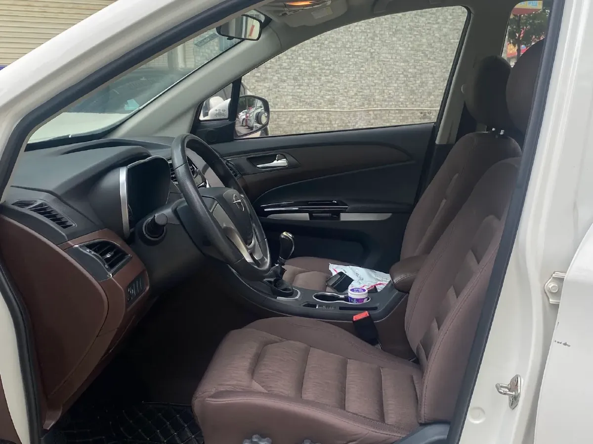 2017 HaiMa Family F7 1.5T 165HP L4 6MT,autocango,china used car exporter,china ev exporter,chinese used car exporter,chinese used ev exporter