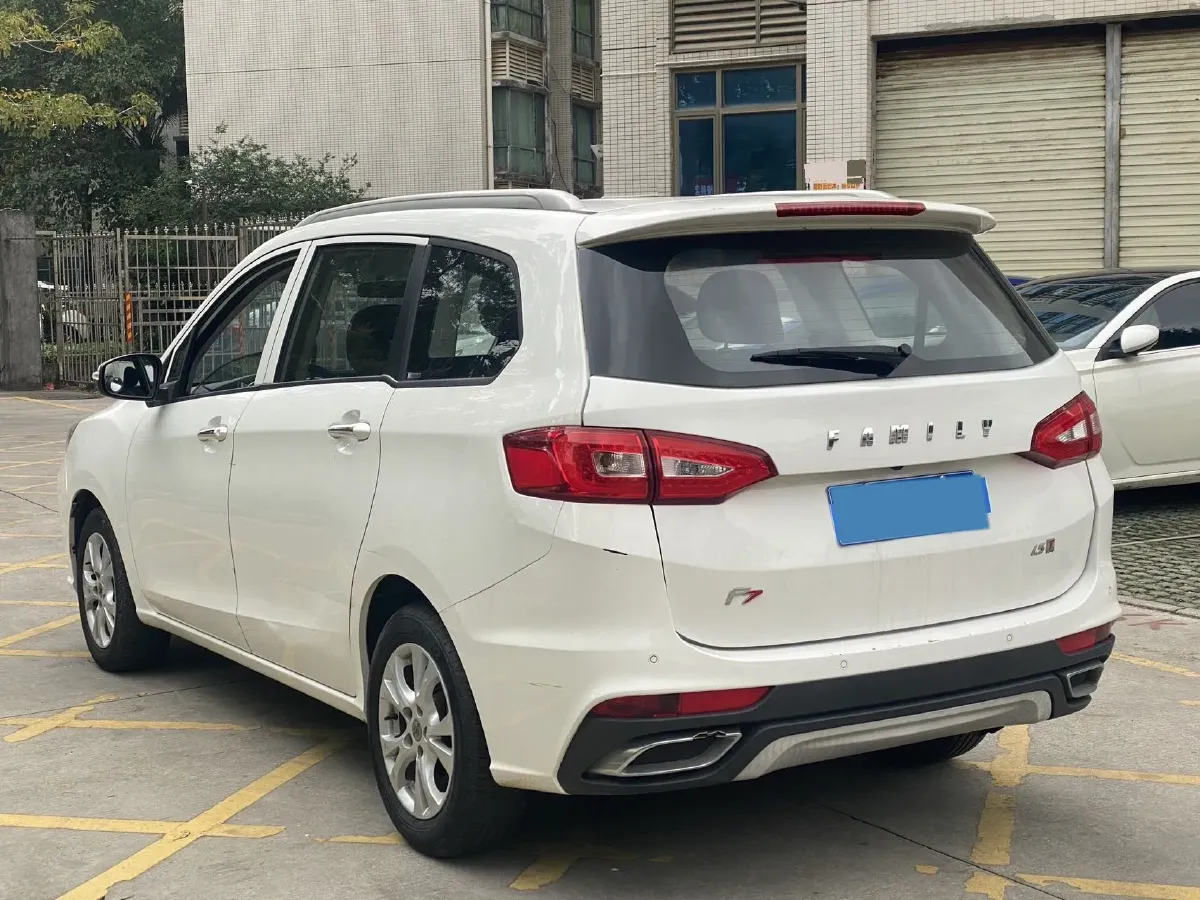 2017 HaiMa Family F7 1.5T 165HP L4 6MT,autocango,china used car exporter,china ev exporter,chinese used car exporter,chinese used ev exporter
